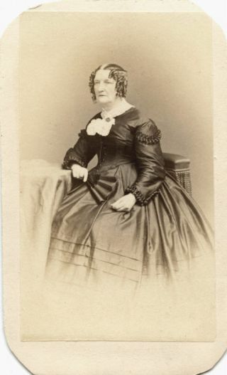 Civil War Era Cdv Photo Of A Lady By Gurney York