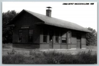 Macedonia Ia Chicago,  Burlington & Quincy Railroad Depot 1938 Rppc 1950s Reprint