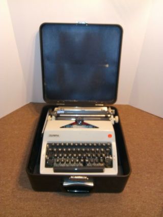 Vtg 1971 Olympia Sm9 Deluxe Portable Typewriter W/ Black Case Modern Pica Type