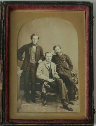 Victorian Cdv / Cabinet Photo - In Brown Leather Case With Gold Surround