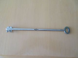 Unusual Large Bending Right Angle Key W.  Burmeister Berlin Protector D.  R.