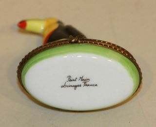 Limoges France Peint Main Trinket Box with Figural Toucan Tropical Bird 4