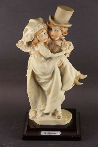 Giuseppe Armani Wedding Couple Figurine Statue