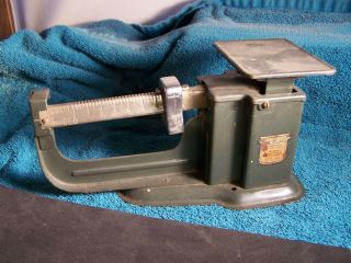 Vintage Triner 8 Ounce Air Mail Accuracy Postal Scale Green Metal Chicago Usa