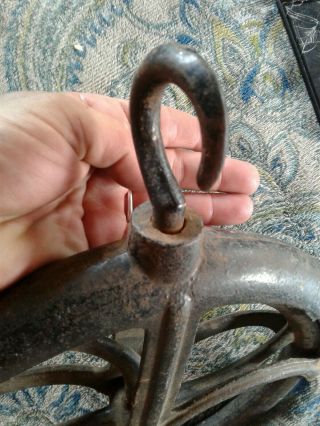 Antique Water Well Pulley Black Cast Iron In Good Antique