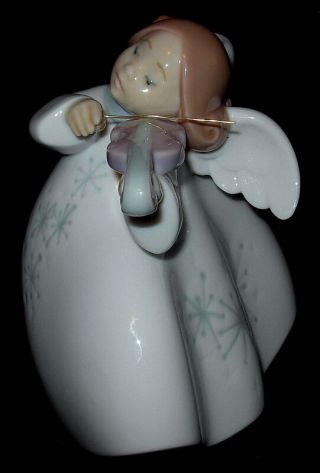 Lladro " Little Angel With Violin " 6185 - Glaze