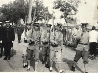 1925 PHOTO & NEGATIVE: CHINESE SOLDIERS AT NANKOW,  CHINA 2