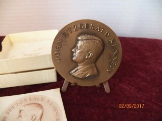 Official 1961 John F.  Kennedy Inaugural Bronze Medal And Certificate 2