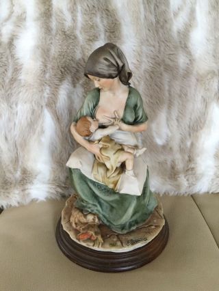 Giuseppe Armani Mother Breast Feeding Child Rare Statue/sculpture Capodimonte