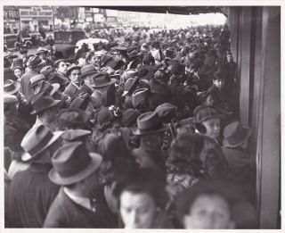 Silver Photograph 1940 York Crowd Macy’s Window