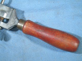 Vintage Hand Held Wood Handle Jeweler ' s Gunsmith Vise Made in USA 2