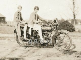Pretty Flapper Girls Spread Legs On Antique Harley Davidson Motorcycle Old Photo