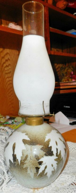 Vintage P & A Risdon Mfg Co Kerosene Oil Lamp Glass Danbury Ct Oak Leaf