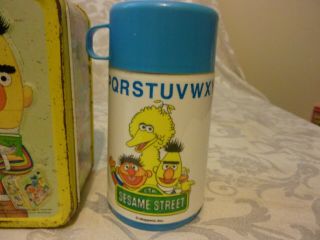 Vintage Sesame Street Metal Lunchbox WITH THERMOS 1980s Has Wear 2