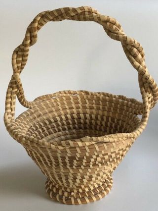 South Carolina Gullah Sweetgrass Basket With Twisted Handle
