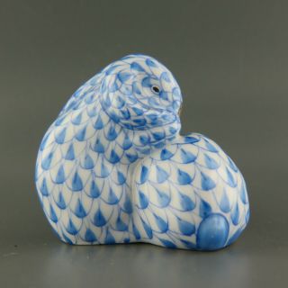 Herend Blue Fishnet Figurine of Two Bunny Rabbits 3