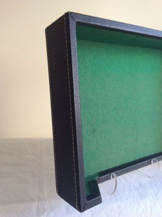 A VINTAGE 1960 ' S MARK CROSS ENGLAND LEATHER GAME TRAY WITH GREEN FELT INTERIOR 4