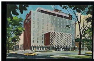 C 1959 Hilton Inn Milwaukee Wisconsin Pc - Natural Color Mike Roberts Post Card
