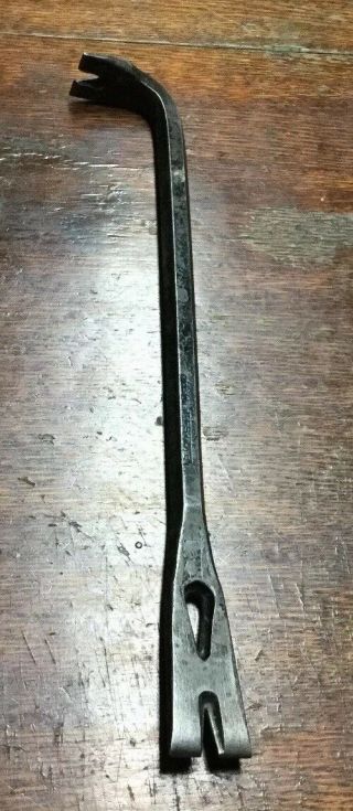 Vintage STANLEY HANDYMAN,  H - 818,  Carpenter ' s 17” Tool Claw / Nail Pry Crow Bar 7