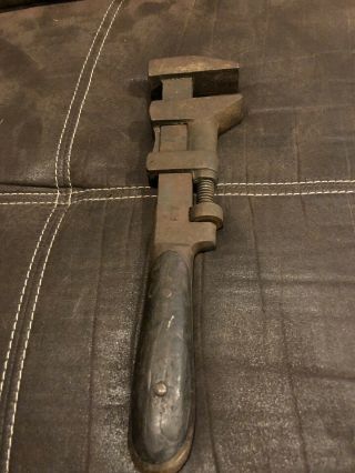 Vintage H.  D.  Smith & Co.  Perfect Handle 12 1/2 " Wooden Handle Monkey/pipe Wrench