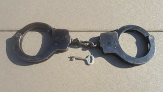 Antique Vintage Peerless Old Gun Metal Blued Finish Handcuffs 1912/1915 With Key