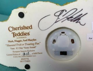 Cherished Teddies HAUNTED TRICK OR TREATING FUN Mark Maggie Marylee Signed 5