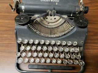 1920 - Vintage Antique Underwood Portable Typewriter E1159924