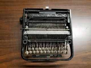 1920 - vintage Antique Underwood Portable Typewriter E1159924 6