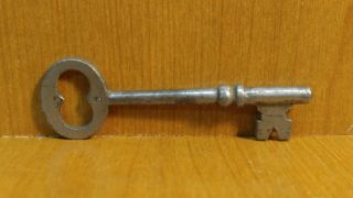 Vintage 3 " Skeleton Key R&e Mfg Co Antique Door / Drawer Key Steampunk