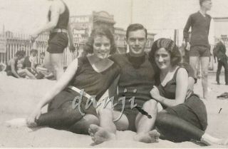 Up Close Swimsuit Man,  Girls By Ocean Tide Baths With Feet In Camera 1920 