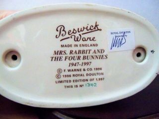 Royal Doulton Beatrix Potter MRS RABBIT & 4 BUNNIES BESWICK WARE LE 1342/1997 4
