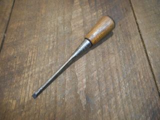 L4208 - Vintage Stanley No.  750 Woodworking Bevel Edge Socket Chisel 1/4  Wide