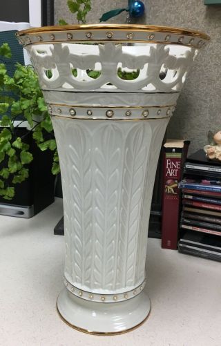 Lenox Florentine & Pearl Vase