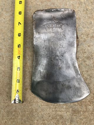 OLD VINTAGE ANTIQUE TOOLS AXE HATCHET E.  C.  SIMMONS KEEN KUTTER 4LB CARVING 5