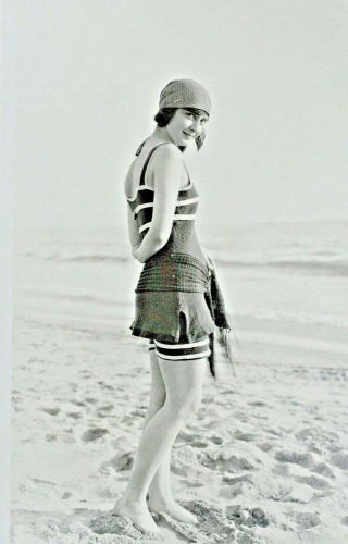 1920 Vaudeville Silent Film Star1911 Glamour Fashion Beach Photograph