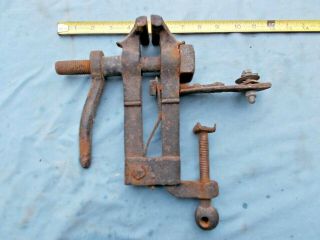 Vintage Blacksmith Bench Vise - Very Early - Primitive - 2 1/2 " Jaws