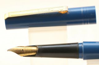 Osmiroid Easy Change Rolatip Left Hand Medium Fountain Pen,  Blue With Gold Trim