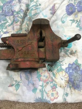 Vintage Columbian Red Arrow No.  63 1/2 Swivel Bench Vise/pipe Jaws & Anvil