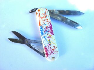 From the VICTORINOX CLASSIC LIMITED EDITION 2010 - Splatter - 4