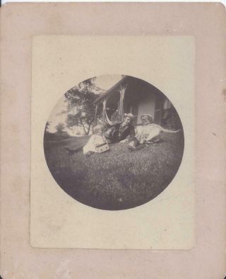 1890s? CABINET PHOTO KODAK SNAPSHOT INFORMAL FAMILY PORTRAIT W/FAMILY PET CAT 2