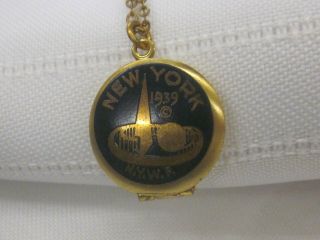 Vtg Souvenir 1939 York World Fair Necklace Picture Locket N.  Y.  W.  F.  Art Deco
