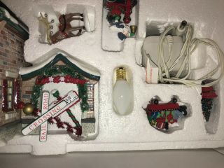 Department 56 Santa ' s Wonderland House RARE RETIRED CHRISTMAS SNOW VILLAGE W BOX 6