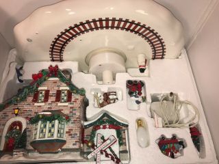 Department 56 Santa ' s Wonderland House RARE RETIRED CHRISTMAS SNOW VILLAGE W BOX 8
