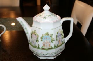 1992 Lenox Village Fine Porcelain Coffee Pot & 3 Cups Mugs Victorian NEAR 6