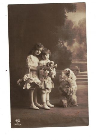 Mc2626 Victorian Kids And Dog On Two Feet Rppc