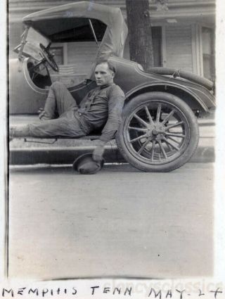 1924 Very Handsome Young Man Rests On Car Runner Memphis Tenn Arborist