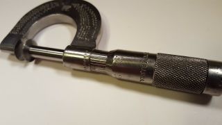 Brown and Sharpe No.  215 Micrometer 0 - 1 3