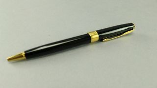 Parker Sonnet Lacquered Black Retractable Ball Point Pen With Gold Trim