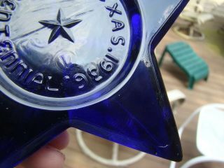 UNUSUAL VINTAGE COBALT BLUE GLASS STAR TEXAS 1936 CENTENNIAL PAPERWEIGHT 5