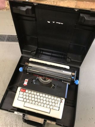 Olivetti Lettera 36 Portable Electric Typewriter In Case Rare Vintage
